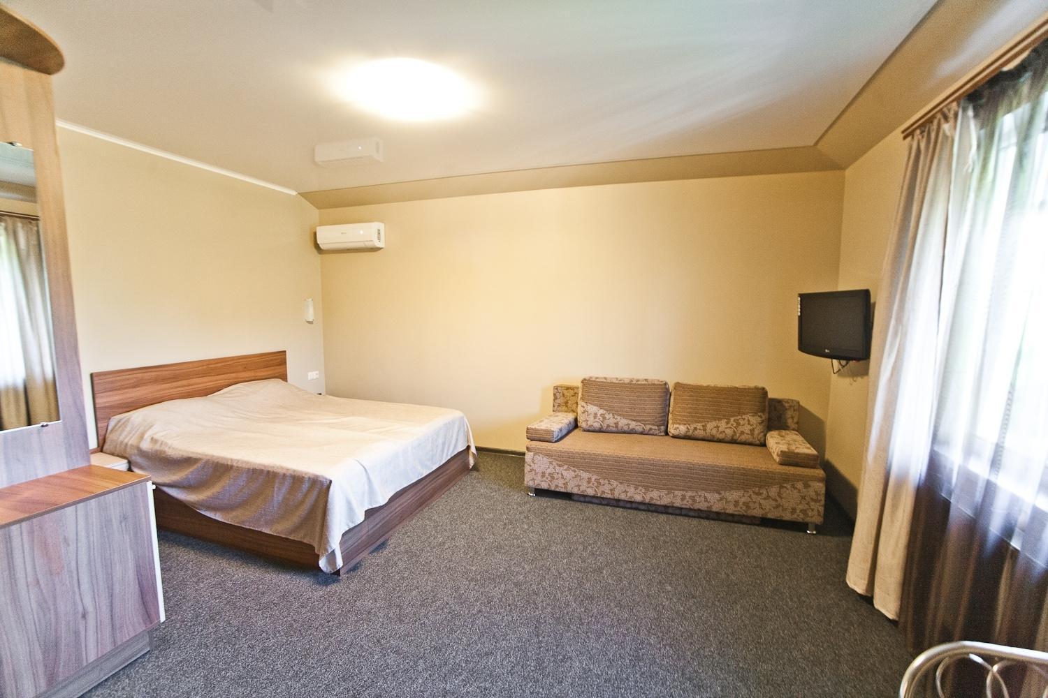 Yuzhniy Dvorik Aparthotel Odesa Exterior photo