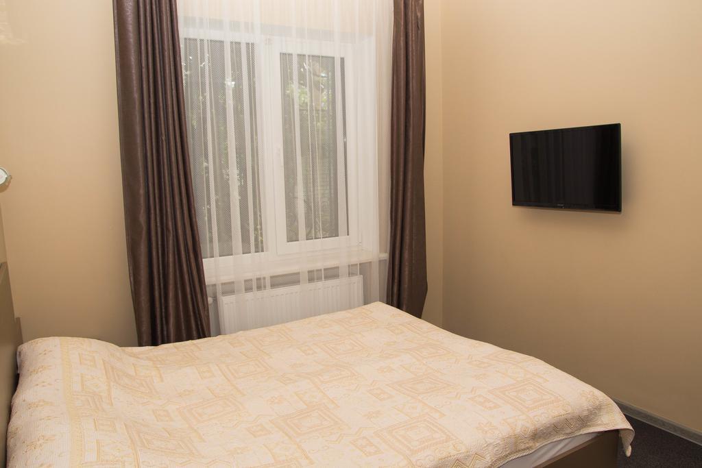 Yuzhniy Dvorik Aparthotel Odesa Exterior photo